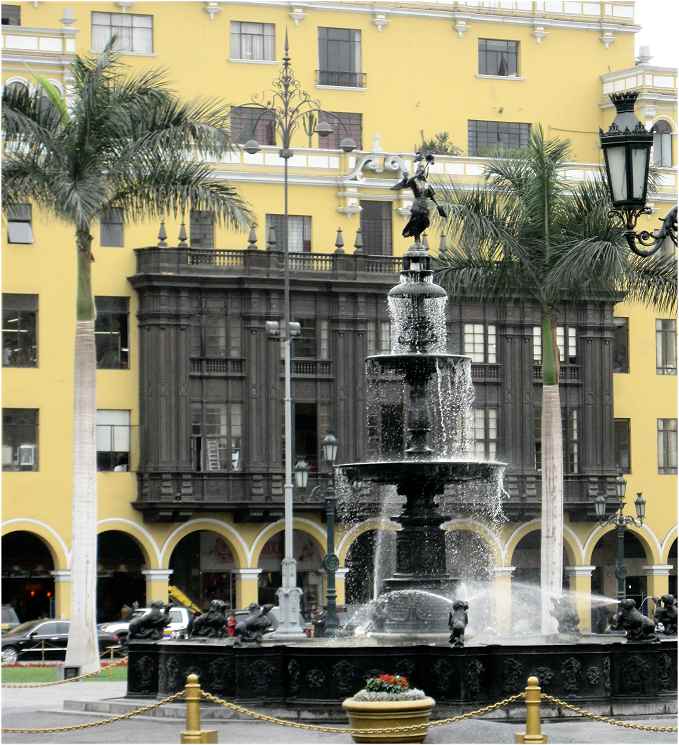 Plaza Mayor en el Centro de Lima
